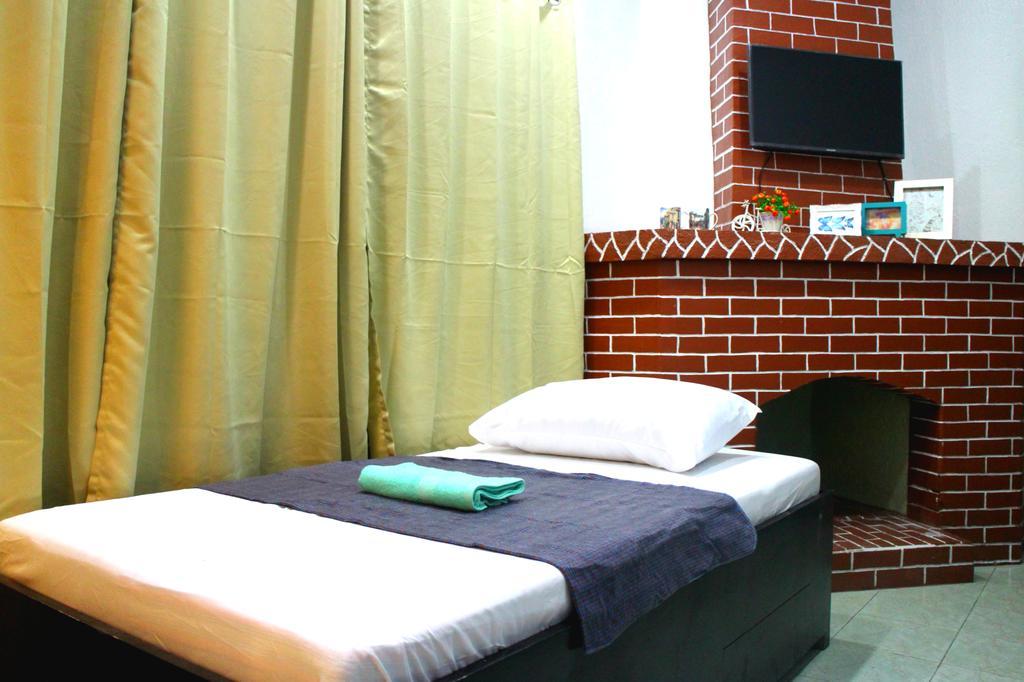 Tagaytay Garden Budgetel - City Center Tagaytay City Pokój zdjęcie