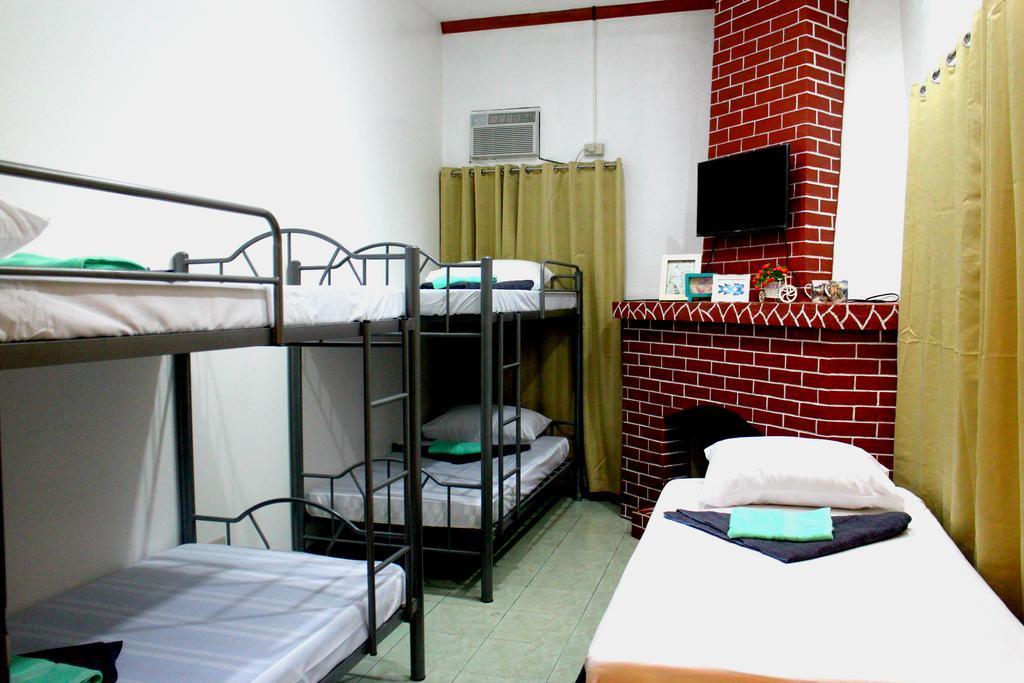 Tagaytay Garden Budgetel - City Center Tagaytay City Pokój zdjęcie